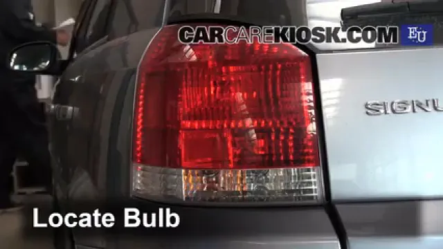 2004 Opel Signum Sport 2.0L 4 Cyl. Turbo Éclairage Feux de position arrière (remplacer ampoule)